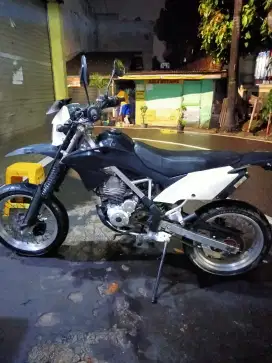 KAWASAKI KLX 2016