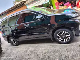 Di jual cepat Mobil Avanza Veloz (Second)