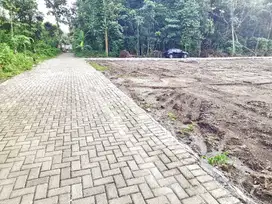 Tanah untuk Villa di Dekat UII, Lokasi Asri & Nyaman