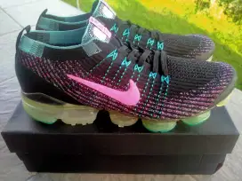 Nike Air Vapormax Flyknit 3 sz 45