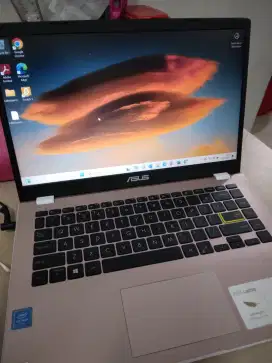 Laptop vivobook ASUS E410M