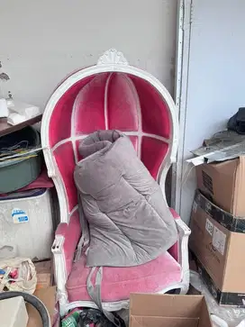 DIJUAL KURSI PINK
