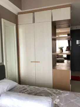 Dijual Apartemen Menteng Park Studio furnished belum pernah dipakai