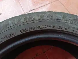 Ban Dunlop 205/55R17