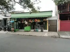 Dijual Cepat Bangunan Usaha Kios + kostan Dijalan Raya Jakasampurna