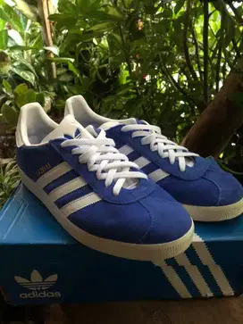 Adidas Gazelle Shoes