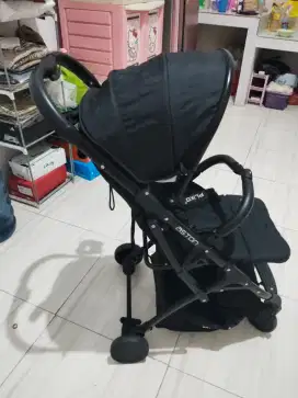 Dijual stroller jarang dipakai