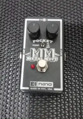 Efek Gitar Electro Harmonix Nano Metal Muff