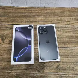 Apple iphone 16 pro max 256gb second like new dapet kasih hadiah