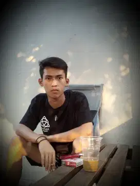 Mencari pekerjaan pengalaman art-pabrik