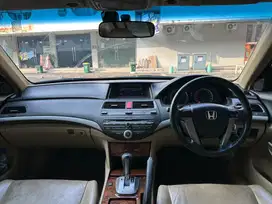 Honda Accord 2012 vtil 2.4 Bensin