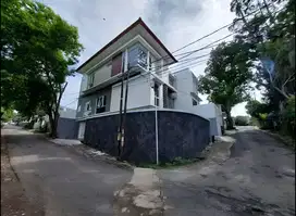 Rumah Baru Minimalis Hook di Komplek Cigadung dekat Dago
