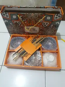 Dijual set mangkuk