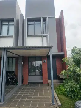 Disewakan Rumah Fully Furnished dekat Aeon Mall BSD
