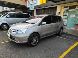 Nissan Livina XR 2010 1.5 MT Silver
