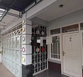 Murah Rumah 3 Lantai Gg. Tirtadinata Cijawura Girang