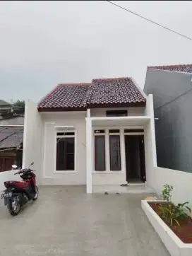 Rumah murah di pusat kota depok 3 menit ke stasiun depok akses mobil