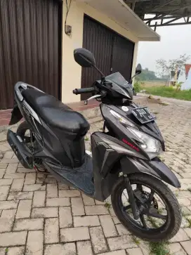 HONDA VARIO 125 FI KZR TAHUN 2012 BISA TUKER TAMBAH / BARTER NOUVO Z..