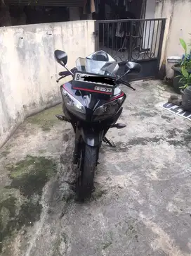 Dijual Yamaha R15 2015