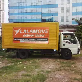 Jual truk Box Elf NKR 55 tahun 2010