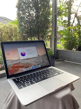 Macbook Pro Retina  13 Early 2015 core i5