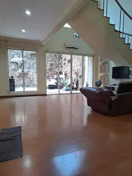Dijual Rumah Boulevard Taman Golf Modernland Tangerang