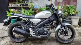 Yamaha XSR 155 2023 Silver Pajak panjang surat lengkap Low Km mulus