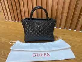 Tas Guess Original Wanita - Cessily Girlfriend Satchel