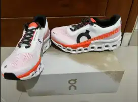 Sepatu ON Cloud