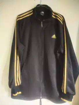 Tracktop dan Hoodie Sport Adidas