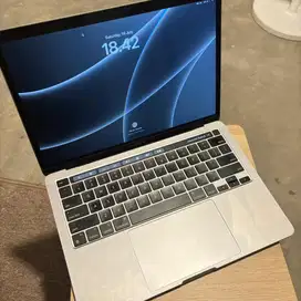 Macbook Pro M2 512 GB