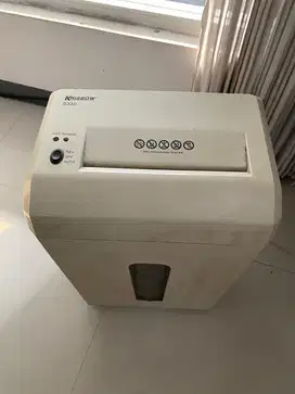 Mesin Penghancur Dokumen / Paper Shredder Krisbow