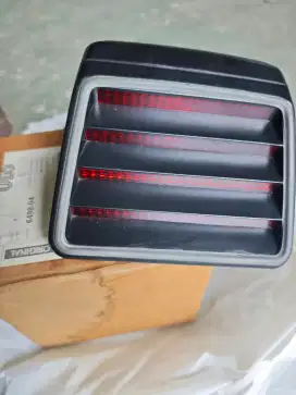 Lampu tangga / 3rd brake lamp Mercedes W124 Boxer Original