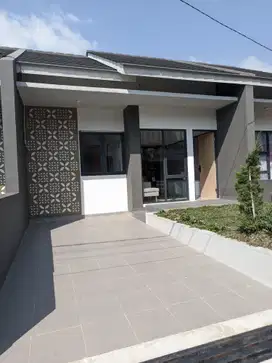 Rumah Exlusive Di Tengah Kota Banjaran