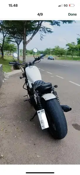 Bobber Bratstyle Caferacer Motor Custom Harley Davidson chopper Beneli