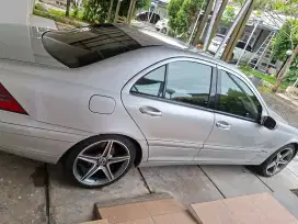 mercedez benz w203 c200 classic