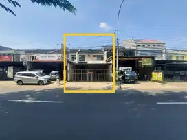 Disewakan Ruko  2 Lantai , Luas 160m2 di  Rawajati Timur, Pancoran