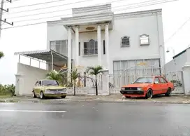 Rumah Mewah 2 Lt di Jl. Raya Telukan, Parangjoro, Grogol. Sukoharjo