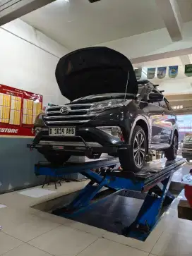 All new daihatsu terios AT black