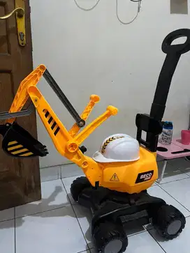 Di jual mainan sepeda anak masih mulus lokasi lubang buaya