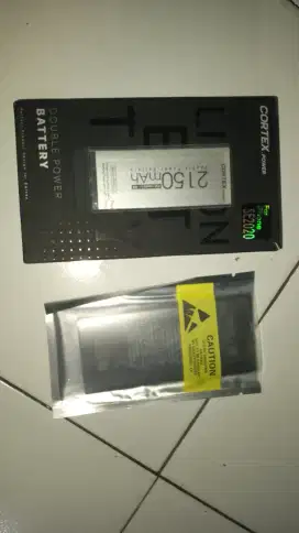 edisi toko tutup.. sisaan batre new segel iphone 8 dan se 2020