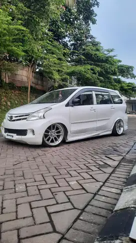 Daihatsu Xenia 2013 Bensin