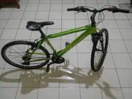 Sepeda Gunung merk Genio