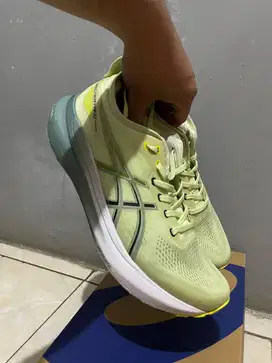 Asics GEL KAYANO 31
