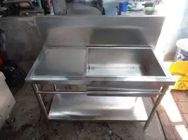 Meja dusting/pengepungan chiken dll
 110×50×80
UK Lubang bak 60×38×25