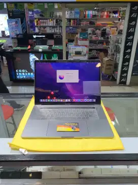 Macbook Pro 2019 i9 16/512 15inch Murah