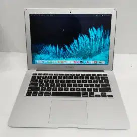 Macbook Air (Retina, 13-inch, 2015)  Ram 8GB SSD 128GB