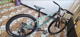POLYGON XTRADA 6