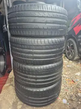 Ban copotan mercy Falken azenis FK452 245/35 R19 80% ..4pcs