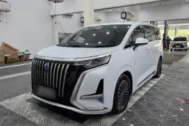 For Sale: Denza D9 – Kondisi Nyaris Baru!